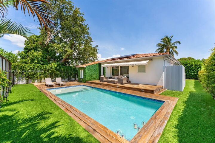 Property Photo: 646 NE 83rd St FL 33138