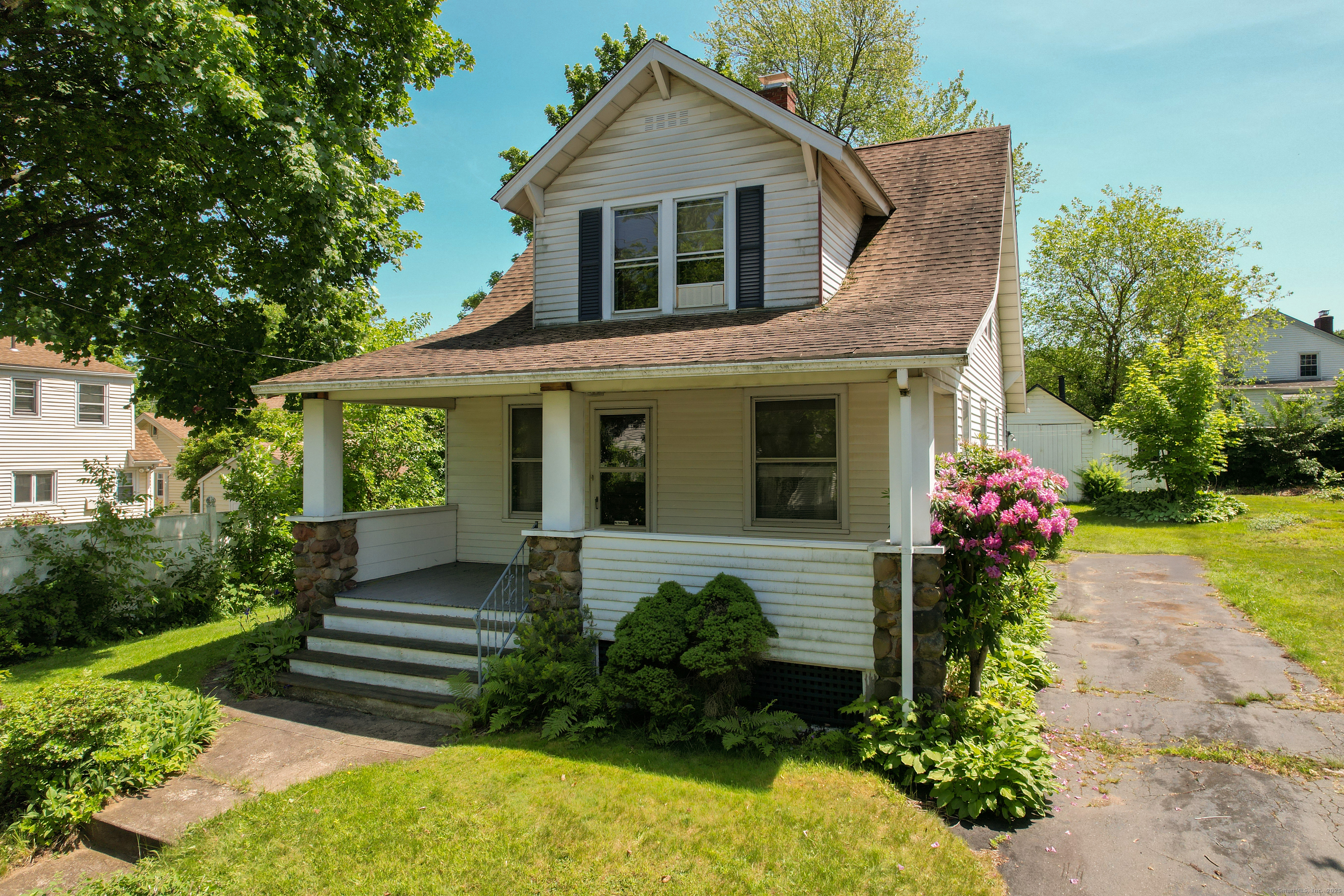 Property Photo: 10 Wilson Street CT 06062