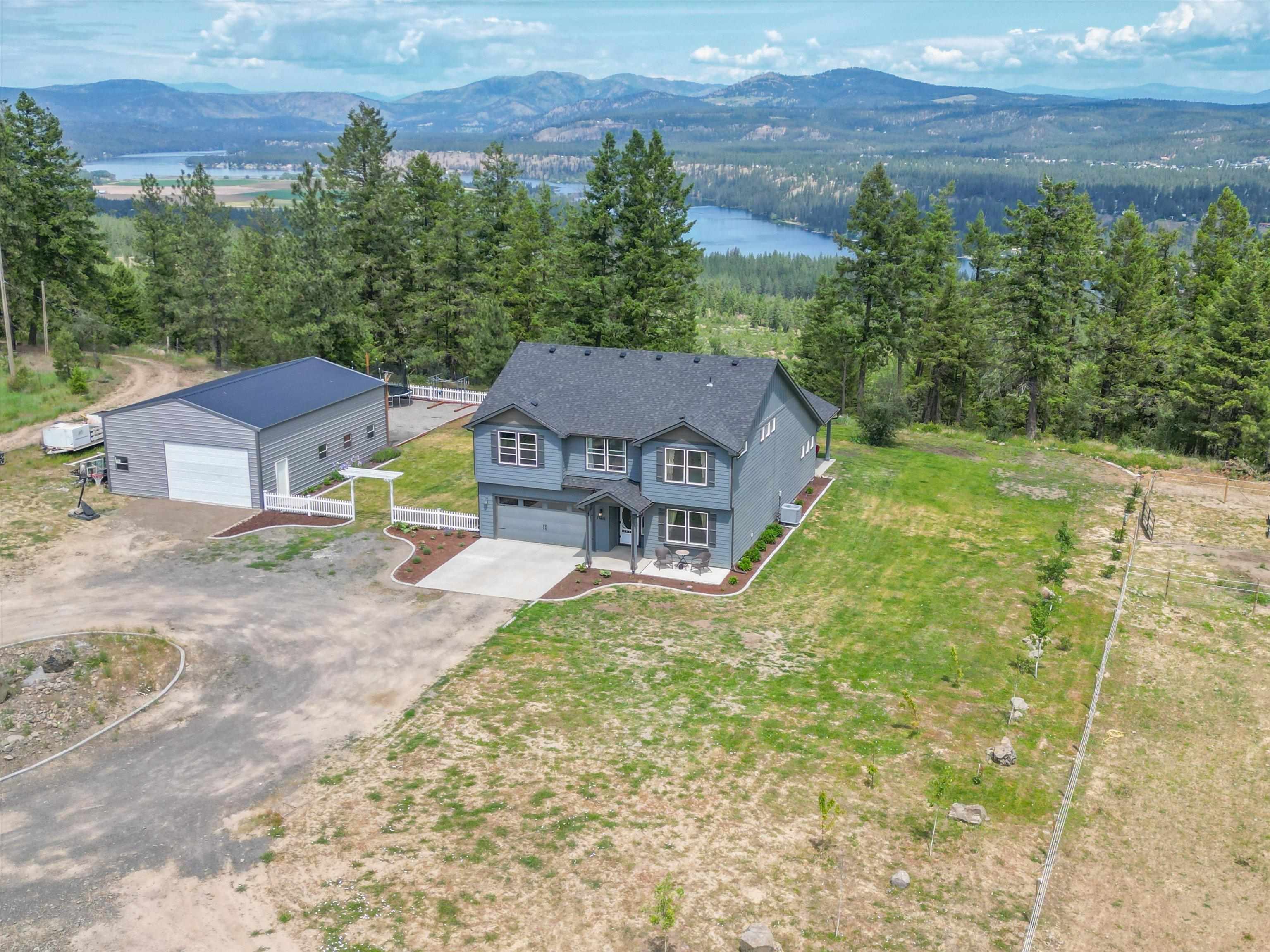 13616 W Pine Bluff Rd  Nine Mile Falls WA 99026 photo