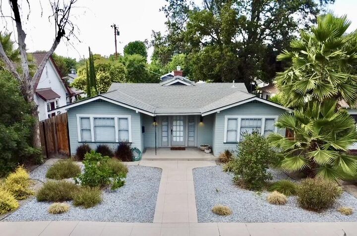 Property Photo:  526 W Myrtle Avenue  CA 93277