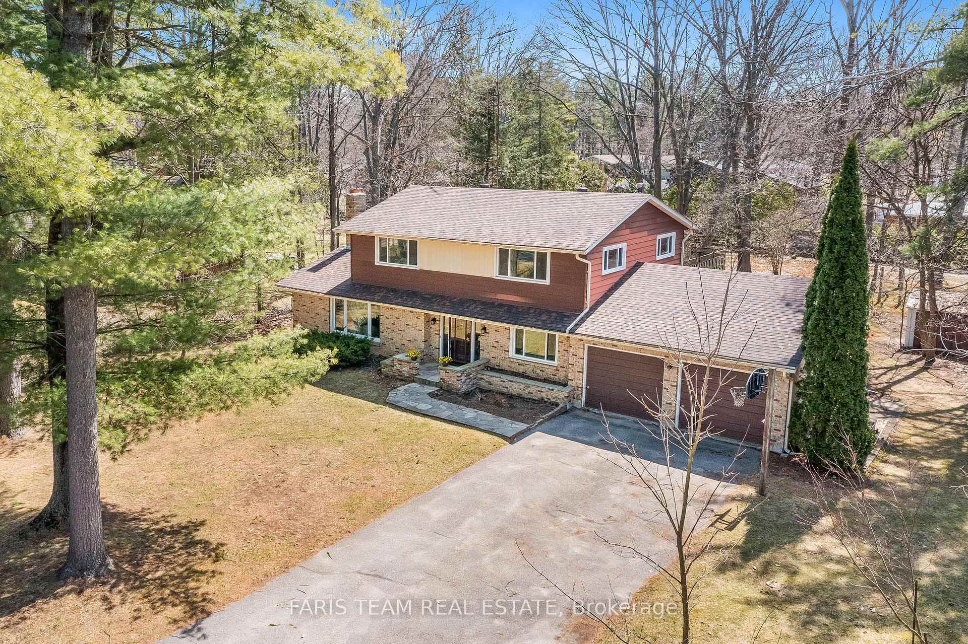 Property Photo: 15 Lawrence Avenue ON L0L 1Y2