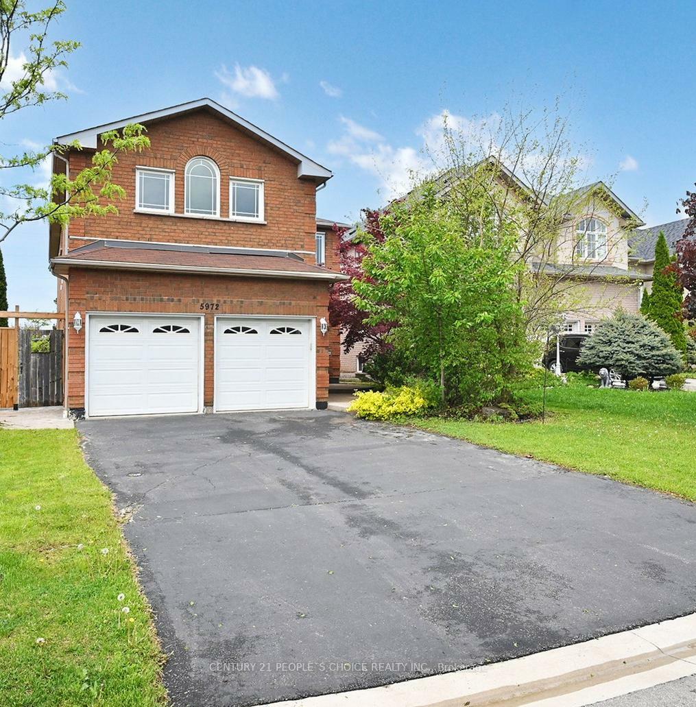 Photo de la propriété:  5972 Aquarius Court  ON L5M 4Z9 