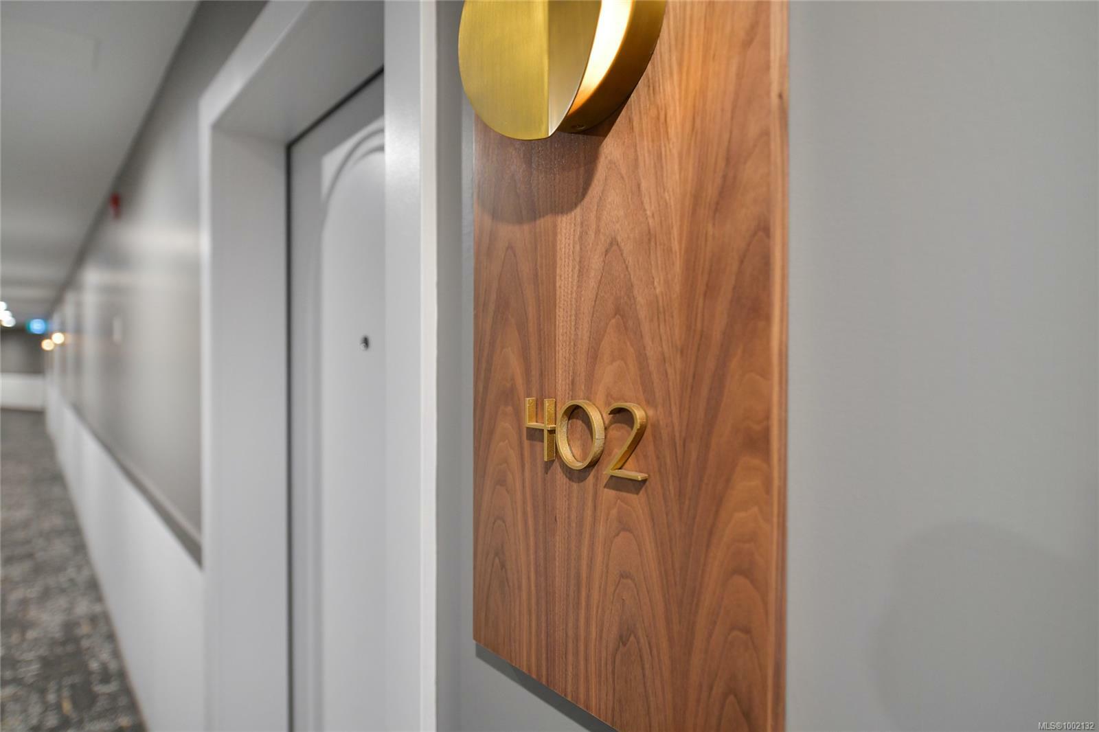 Property Photo: 1114 Samar Cres 402 BC V9B 7C5