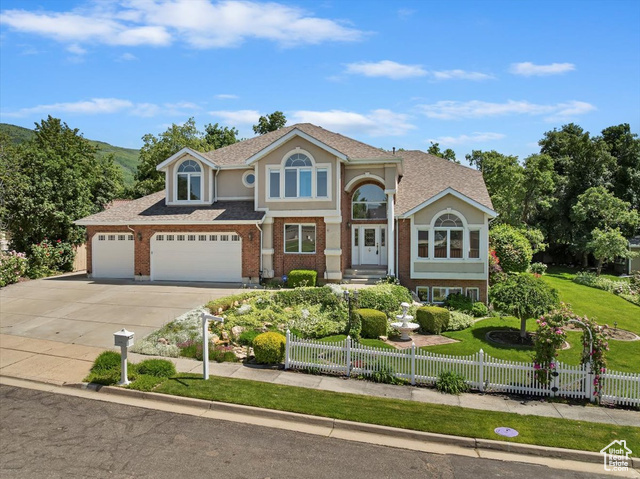 Property Photo: 982 Windsor Ln UT 84037