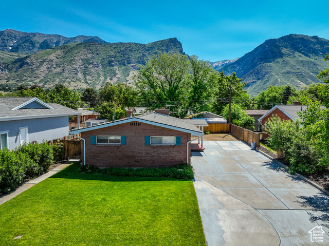 Property Photo: 2864 N 175 E UT 84604