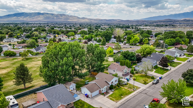 Property Photo: 497 W 2280 N UT 84043