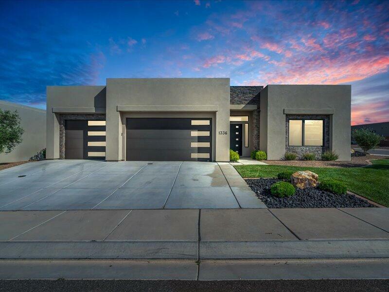 Property Photo: 1336 Firepit Knoll Dr UT 84790