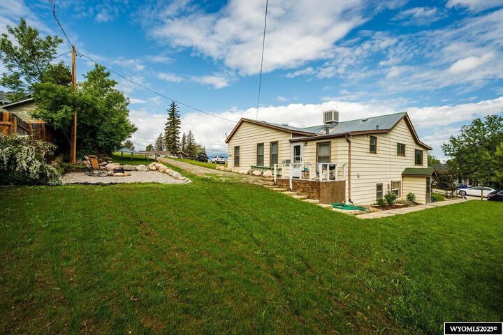 Property Photo: 195 W Gatchell WY 82834