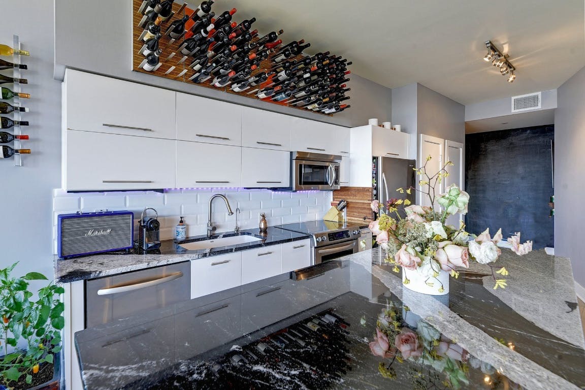 Property Photo: 603 Davis Street 1611 TX 78701