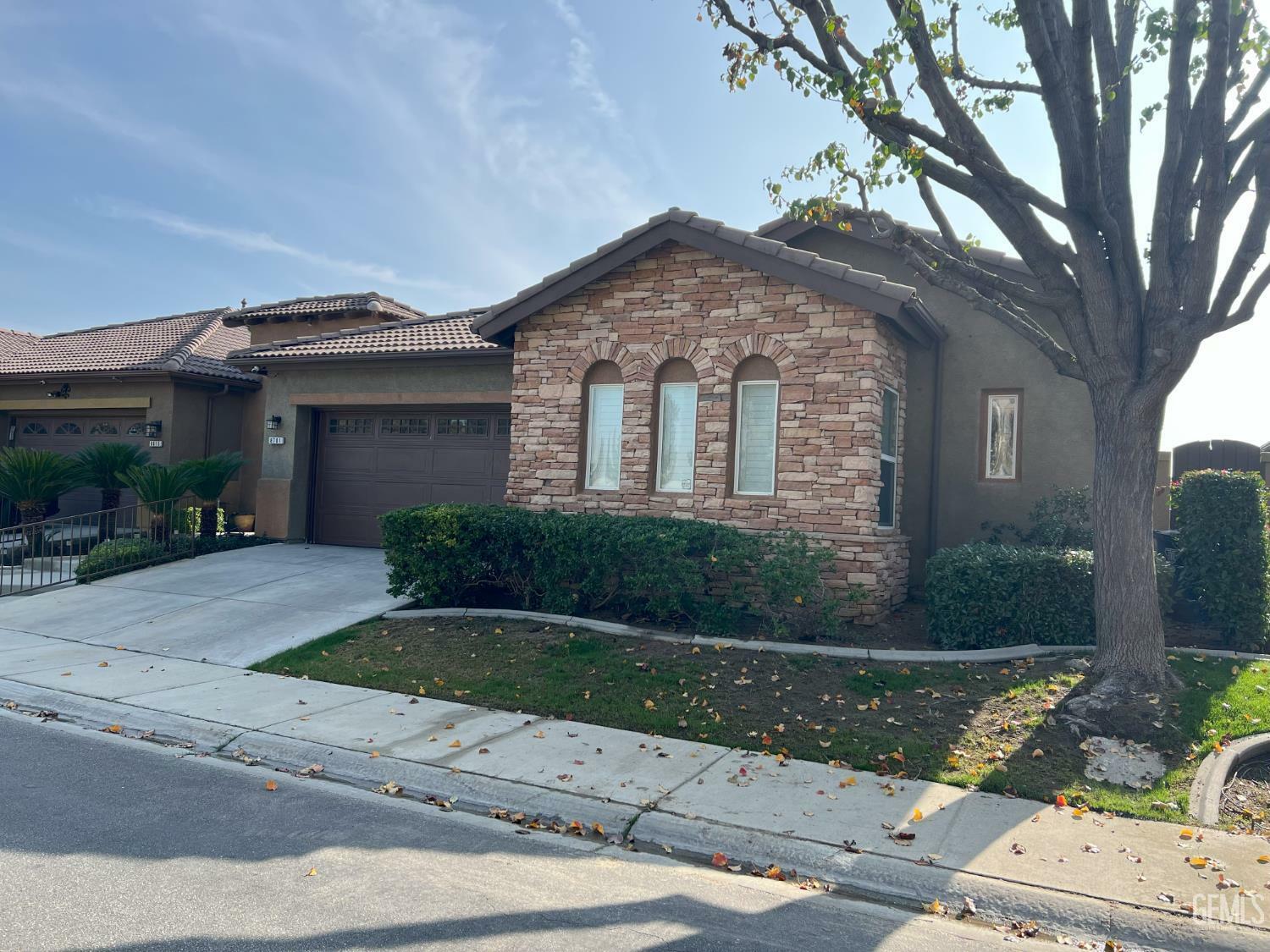 8701 Maggiore Lane  Bakersfield CA 93312 photo