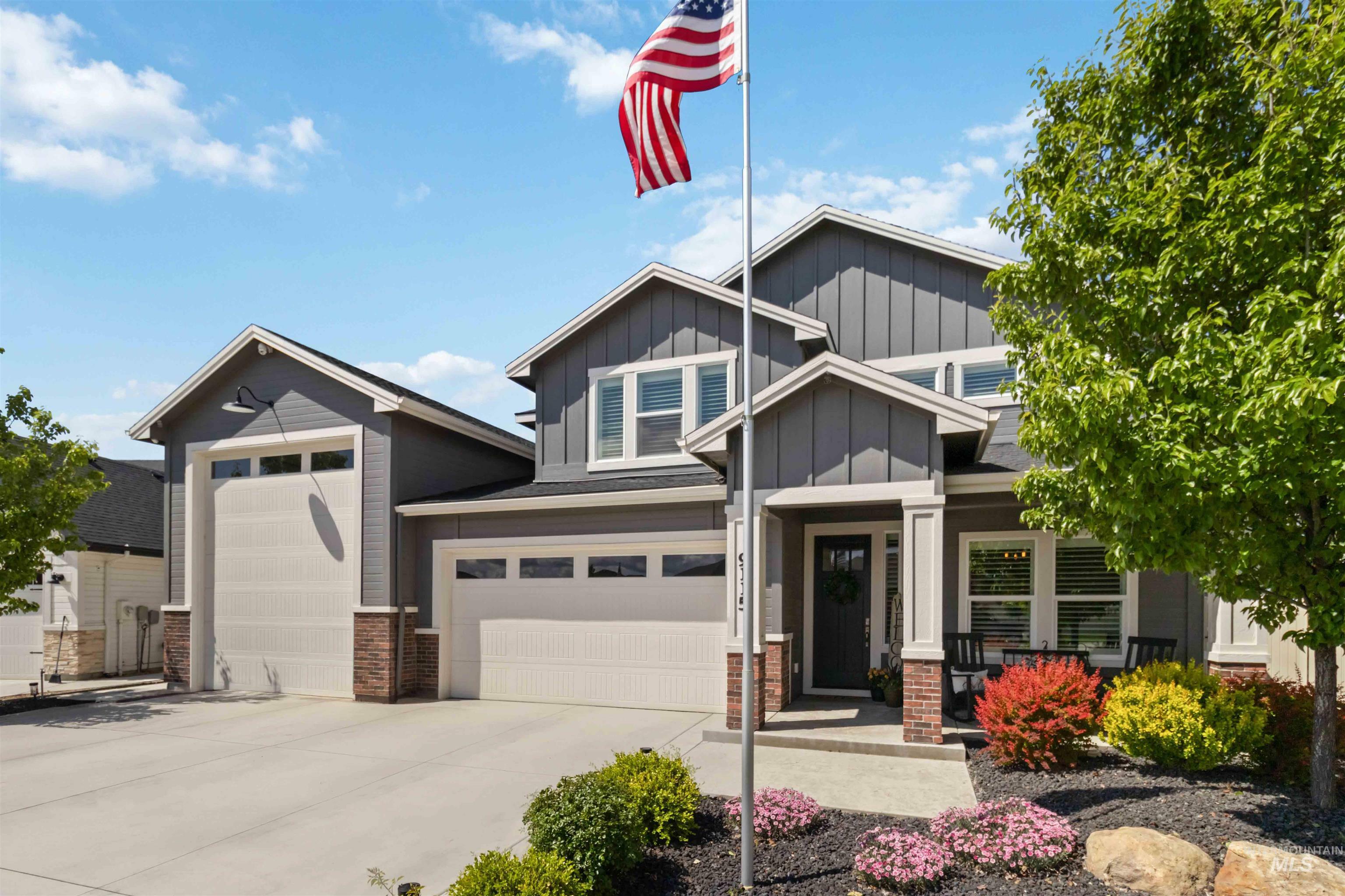 Property Photo:  9115 S Palena Ave  ID 83634-4850 