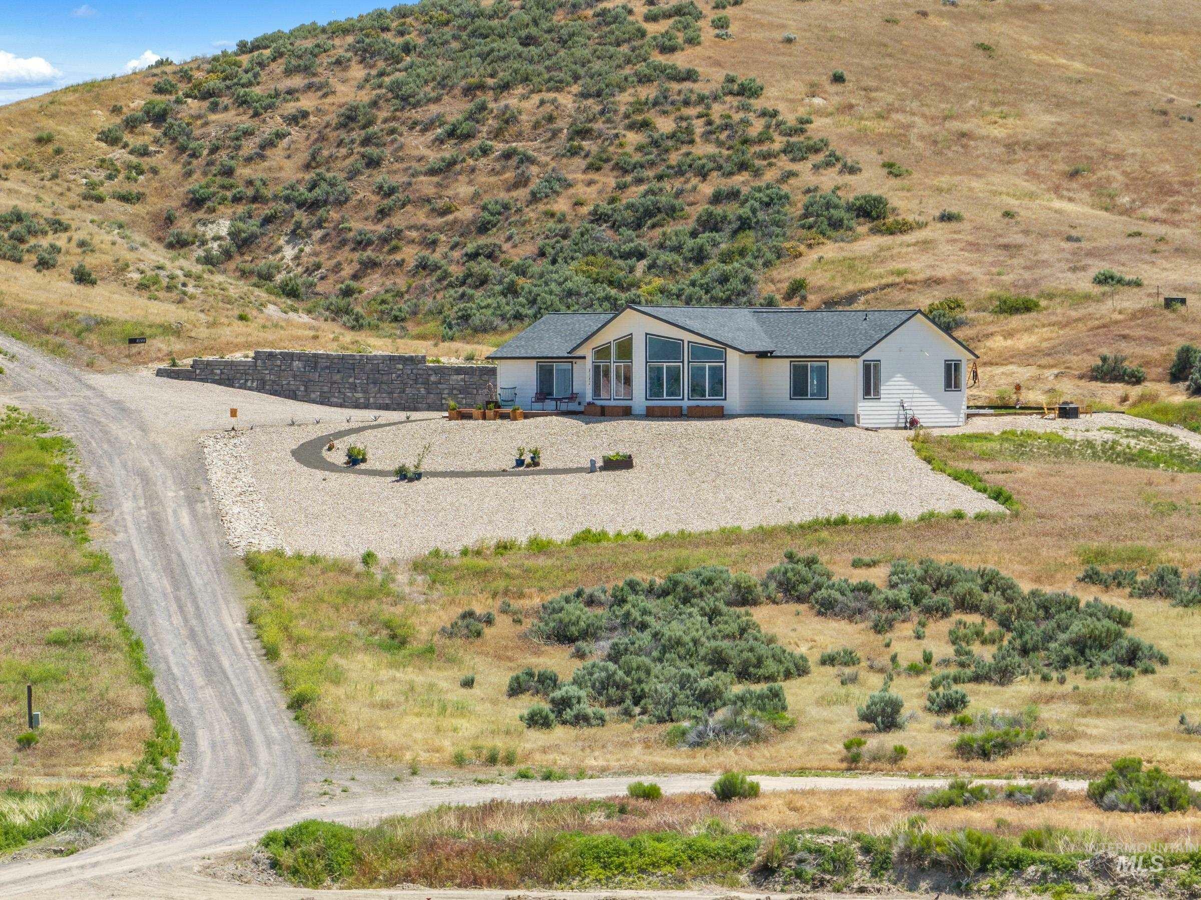 Property Photo: 8142 US Highway 95 ID 83639