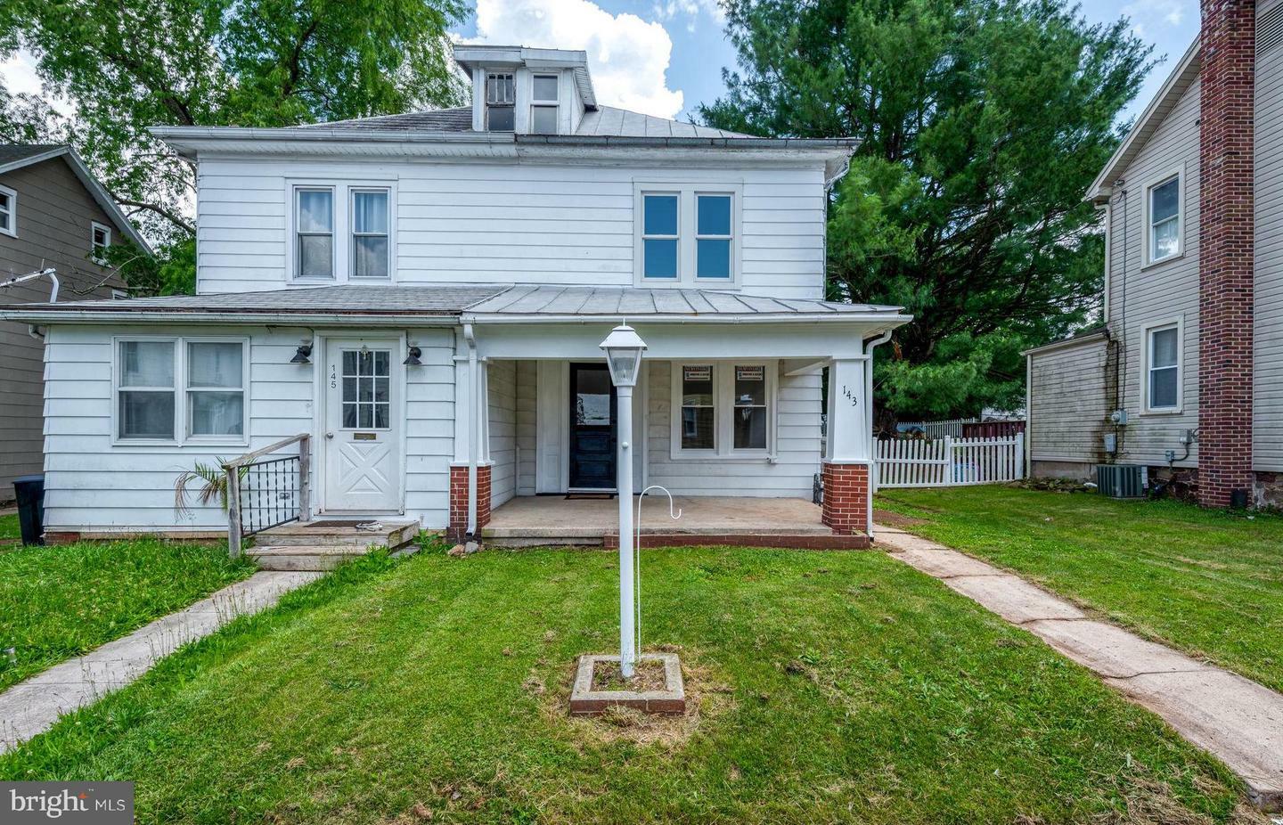 143 N 2nd Street  Mount Wolf PA 17347 photo