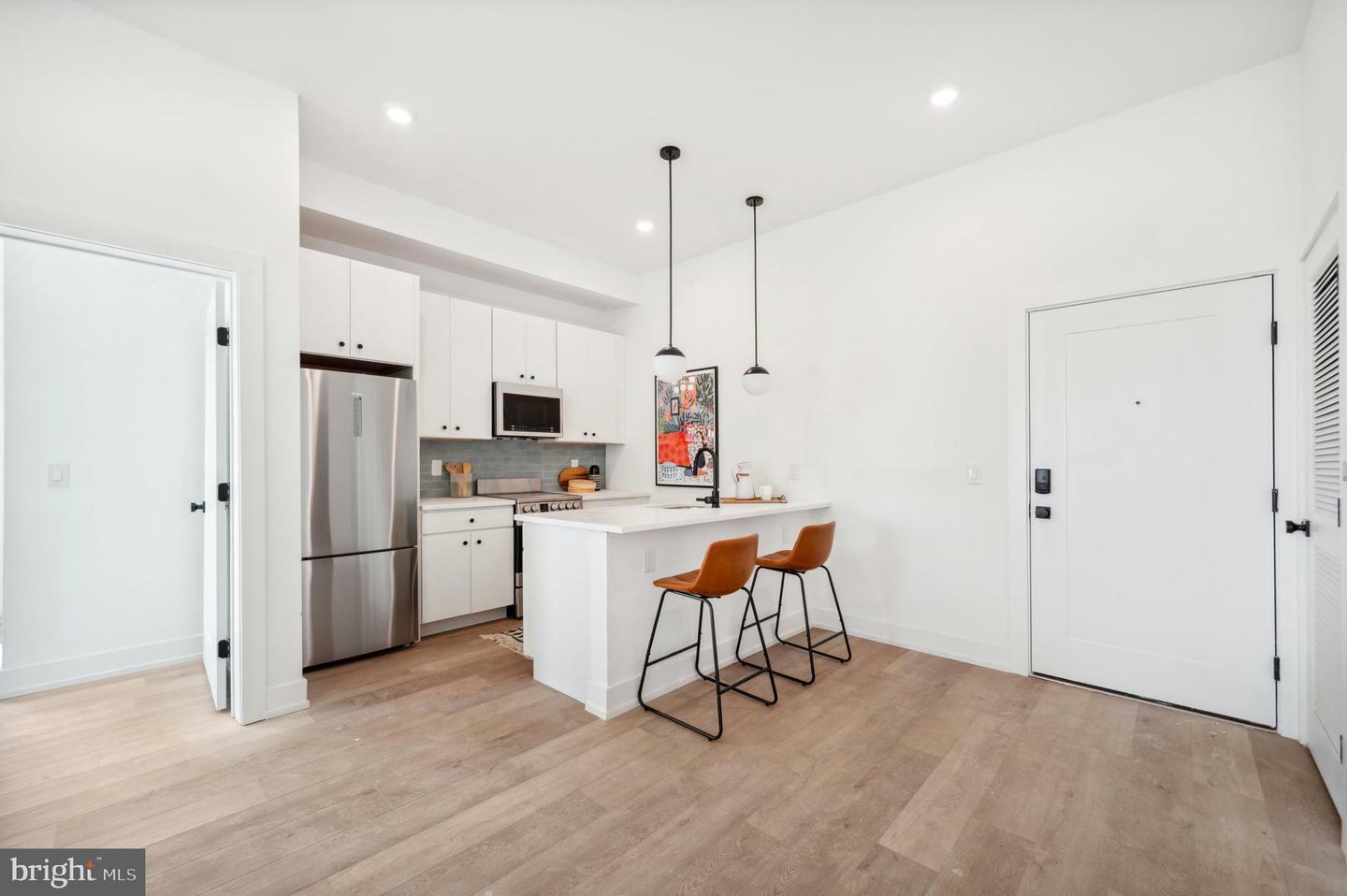 Property Photo: 3037 Richmond Street 205 PA 19134