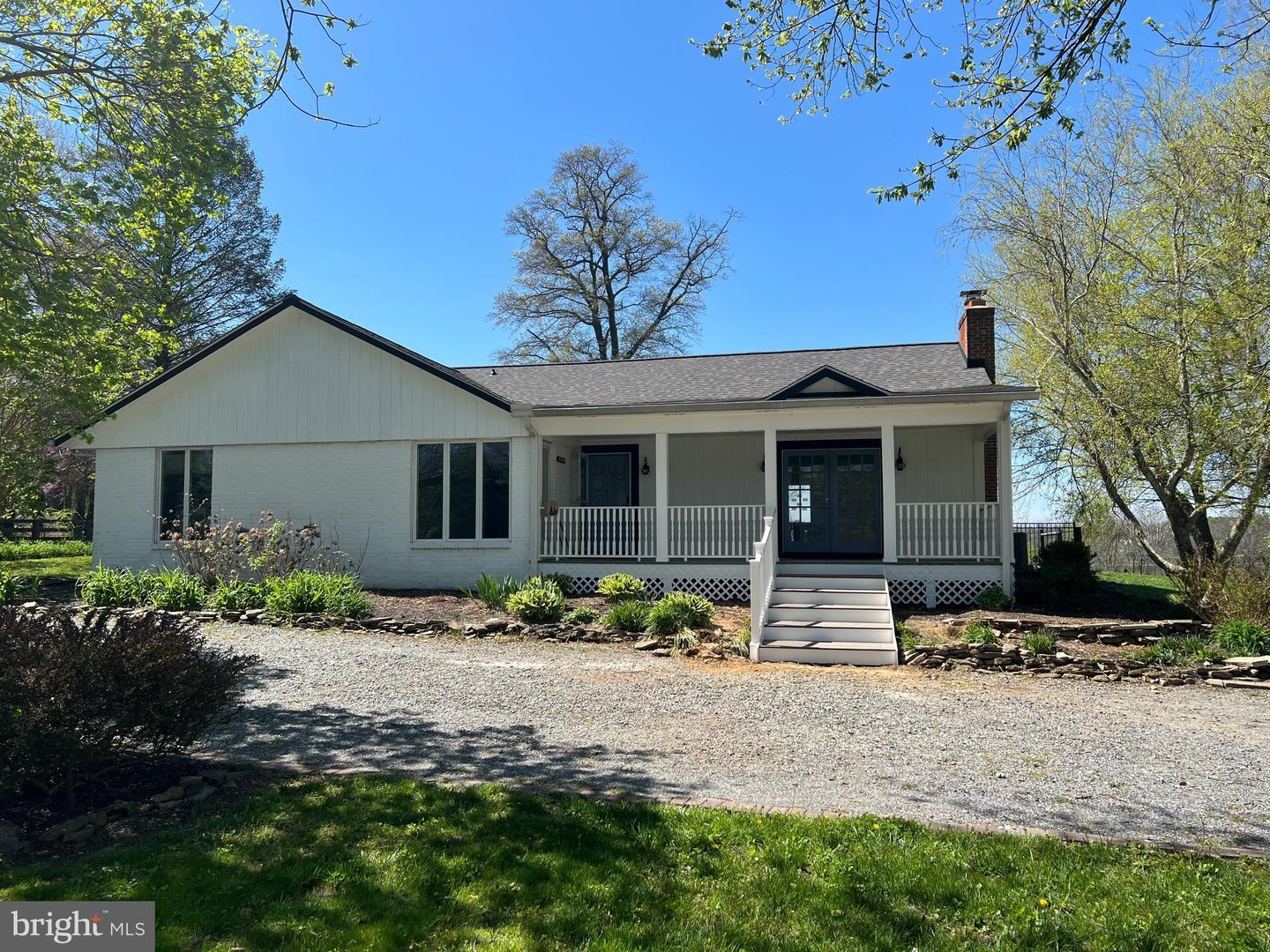 Property Photo: 39483 Charles Town Pike VA 20158