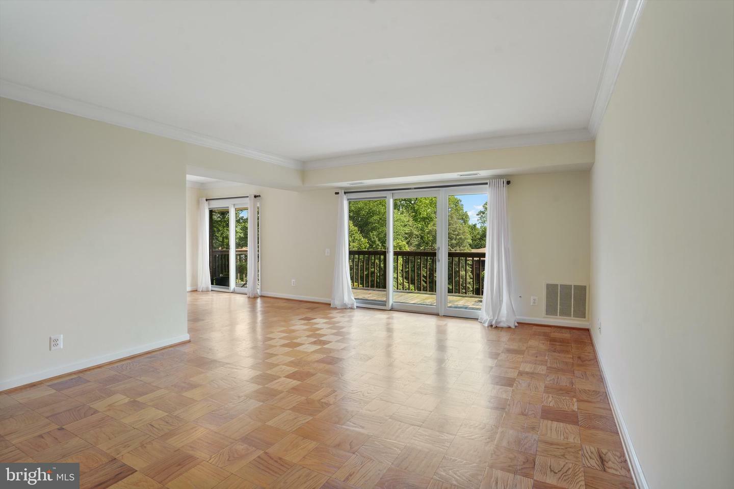 Property Photo:  769 Fairview Avenue E 769 E  MD 21403 