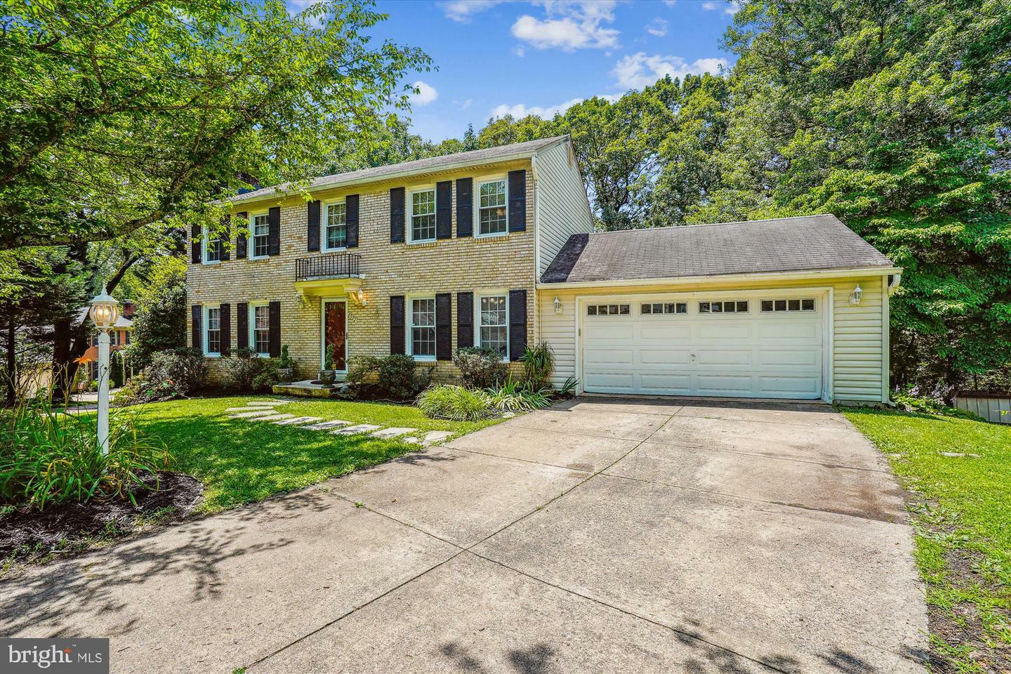 Property Photo: 8322 Cushing Court VA 22153