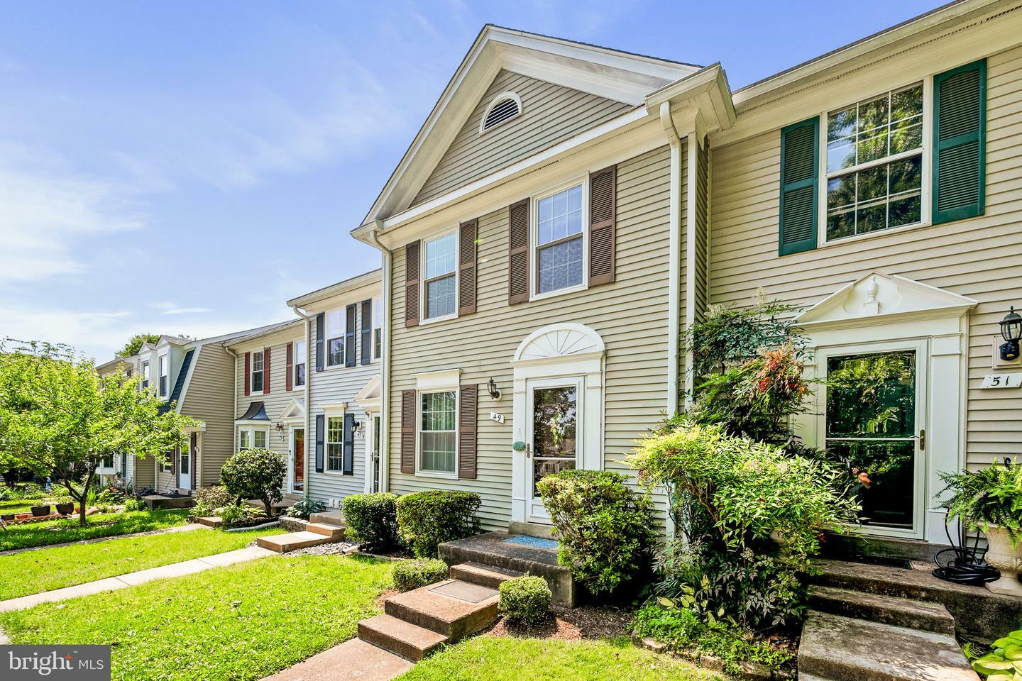 Property Photo: 49 Huntley Court VA 20165