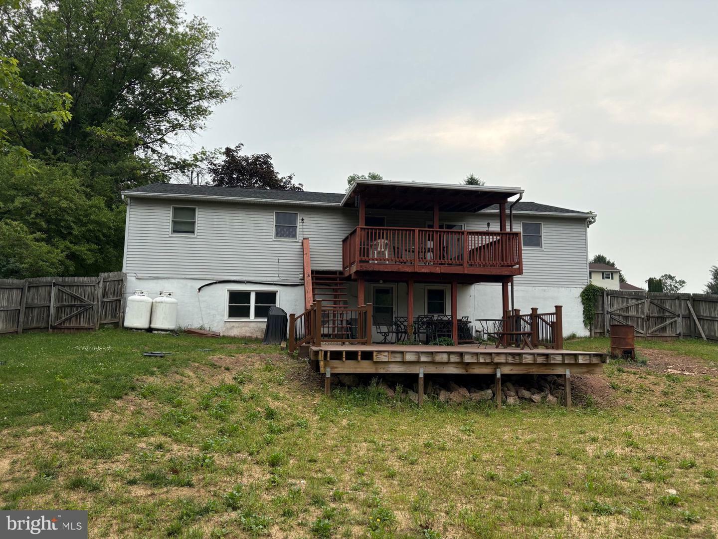 Property Photo: 9 Willow Street PA 17053