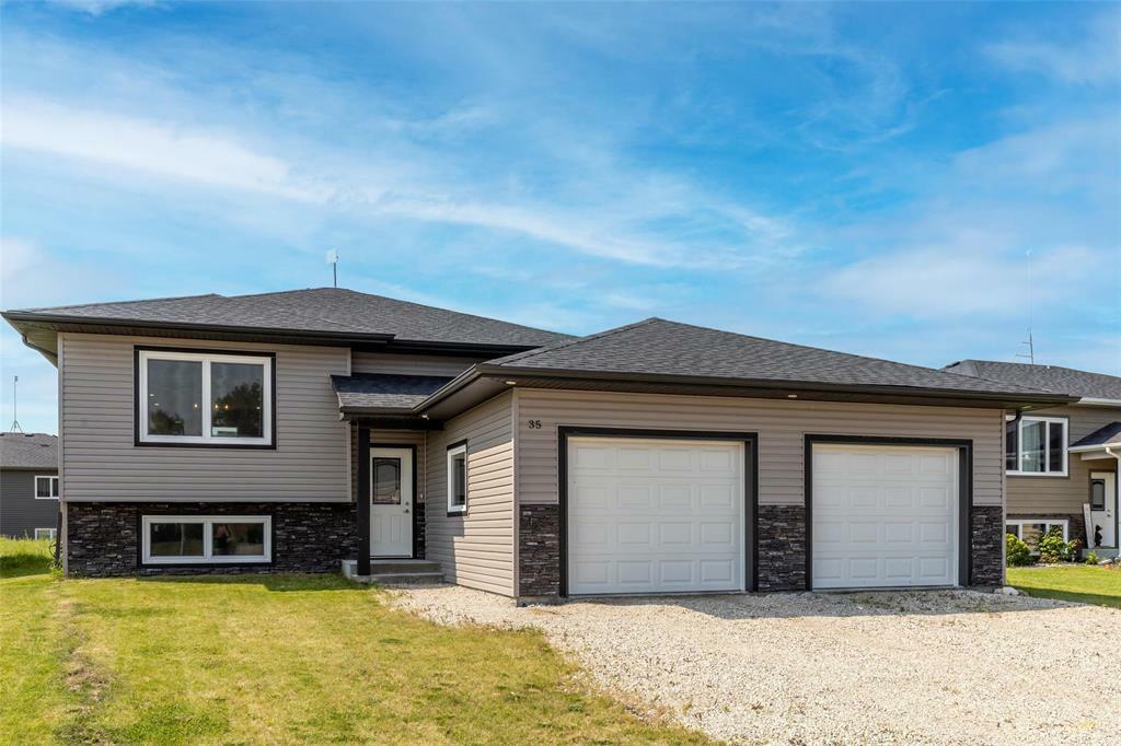 Property Photo: 35 Mara Cove MB R0A 0V2