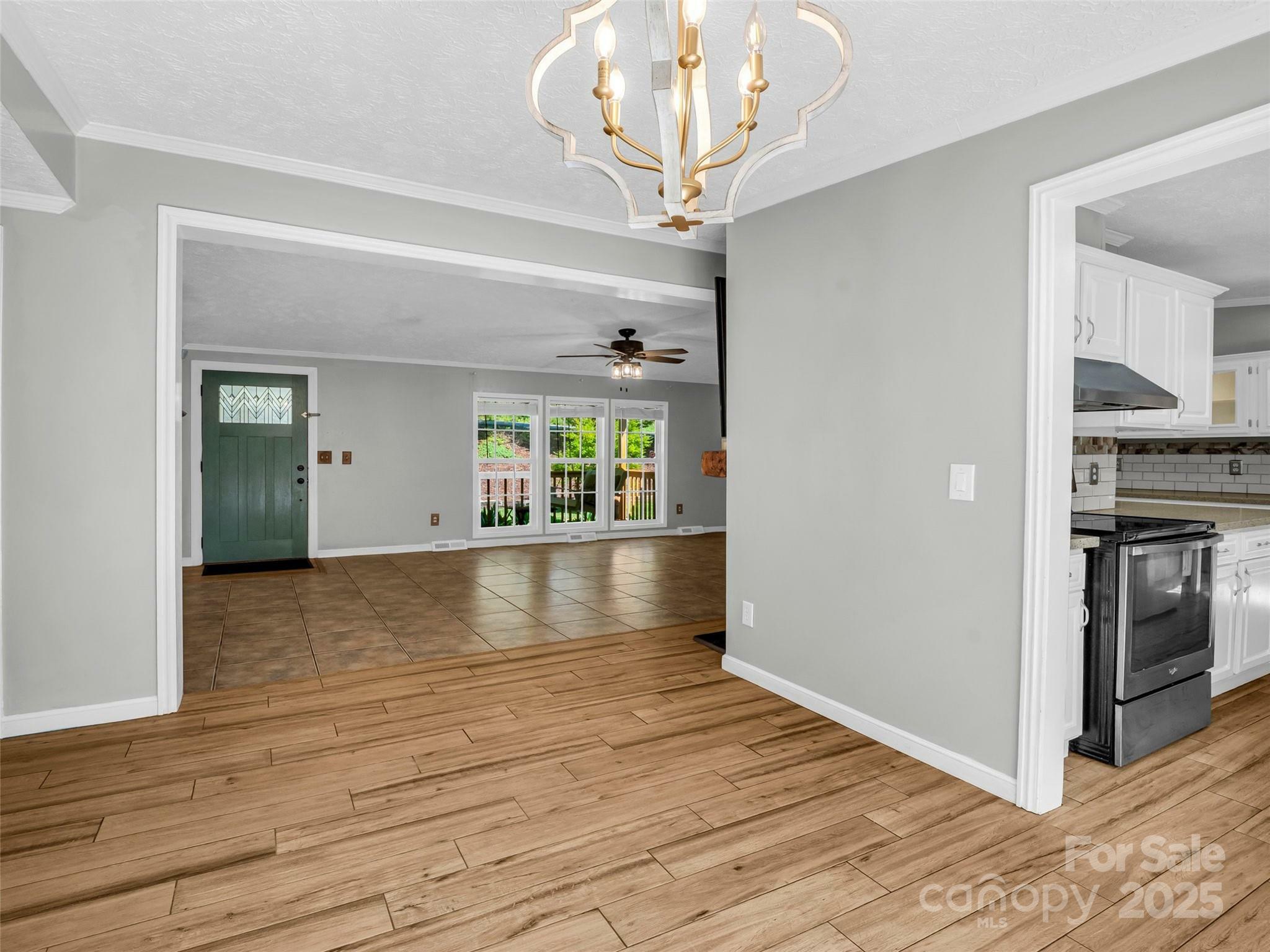 Property Photo: 2941 Nix Creek Road NC 28752