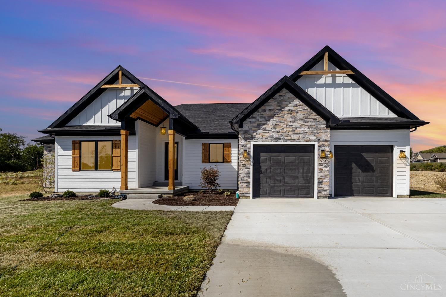 Property Photo:  751 Lake Bluff Court  OH 45036 