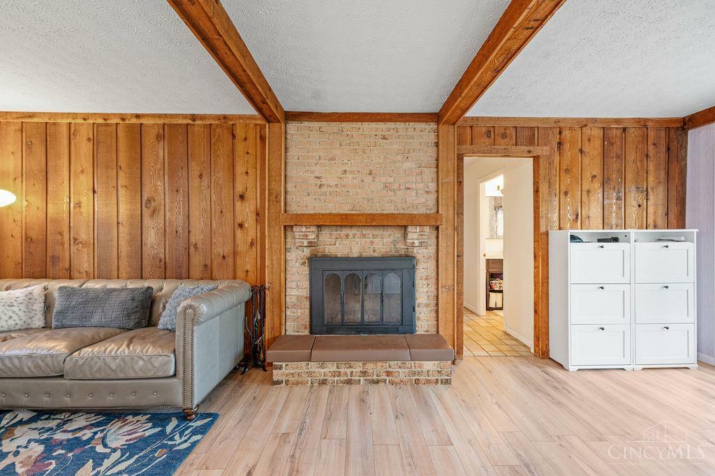 Property Photo: 7492 Whitehall Circle W OH 45069