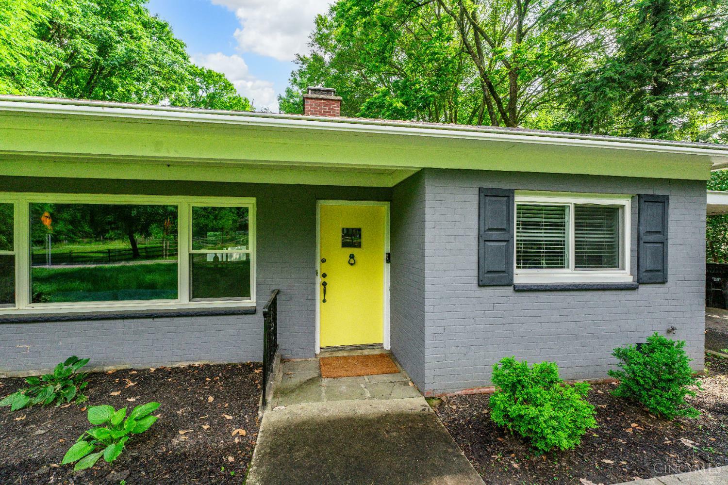 Property Photo: 3927 Woodford OH 45213