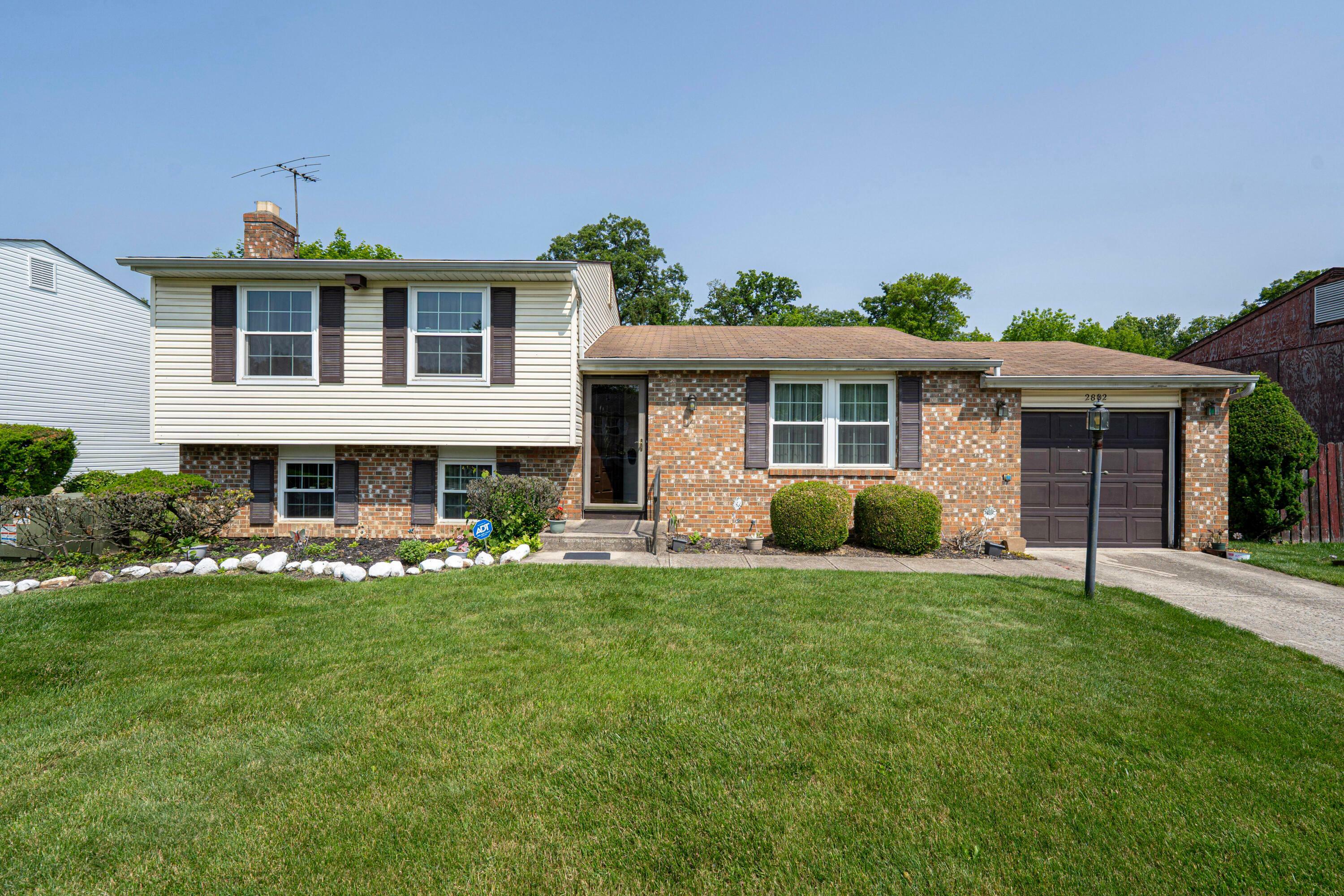 2802 Vantage Point Drive  Columbus OH 43224 photo