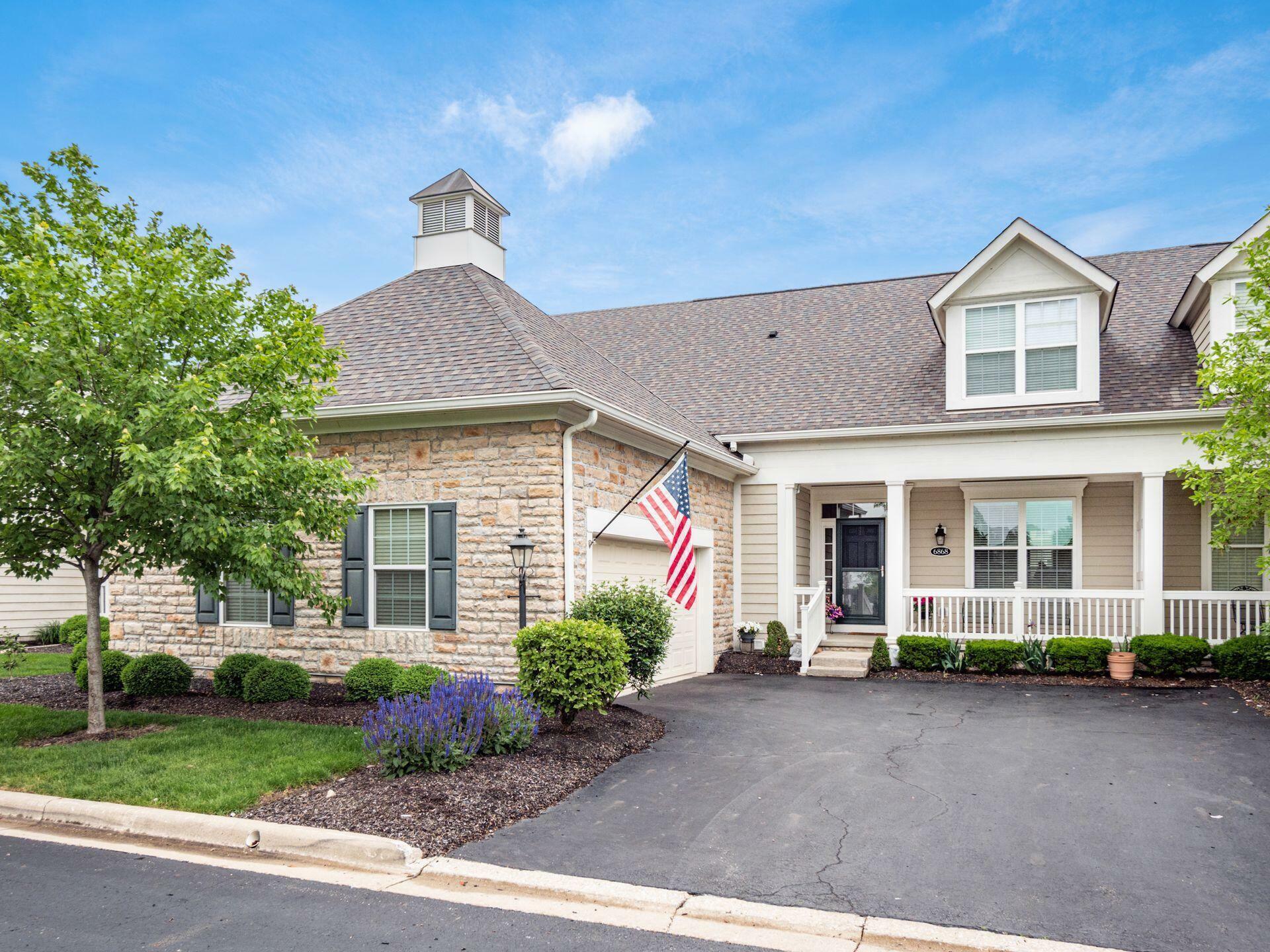 Property Photo: 6868 Beltain Lane OH 43016