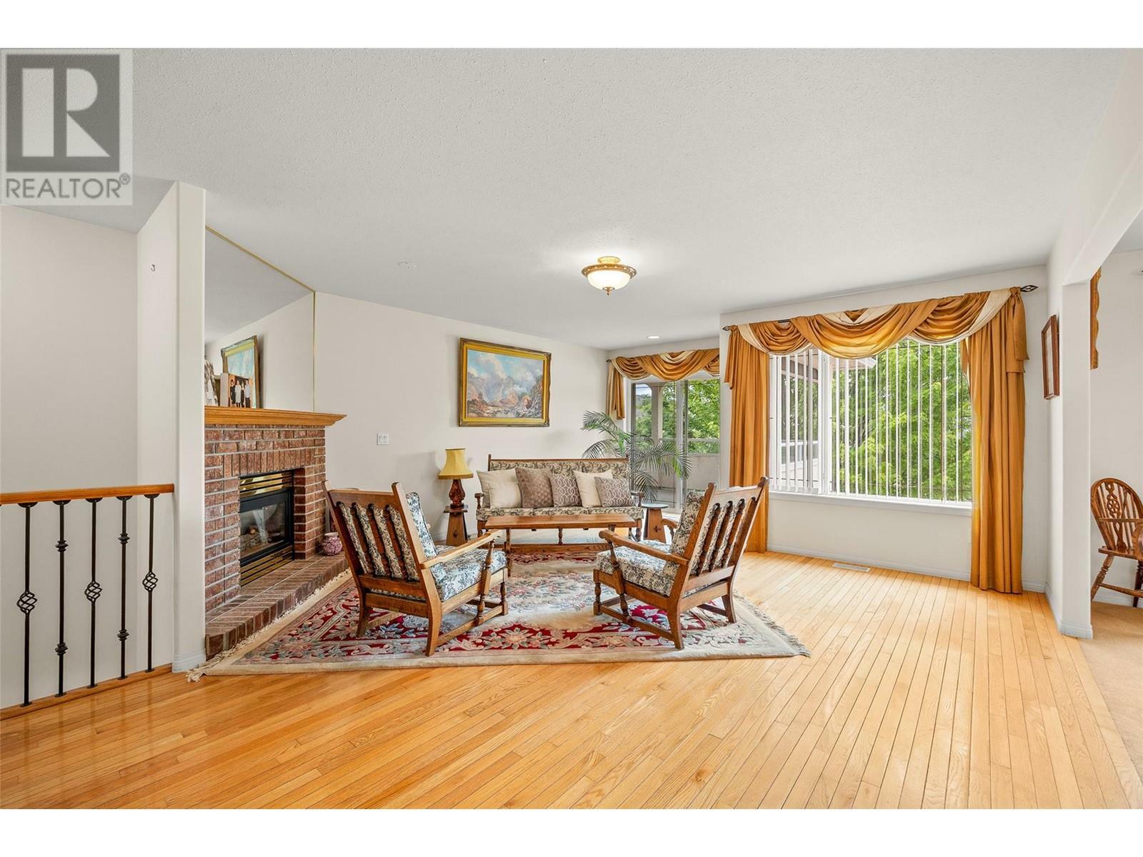Property Photo: 1814 Lipsett Court BC V1V 1X3