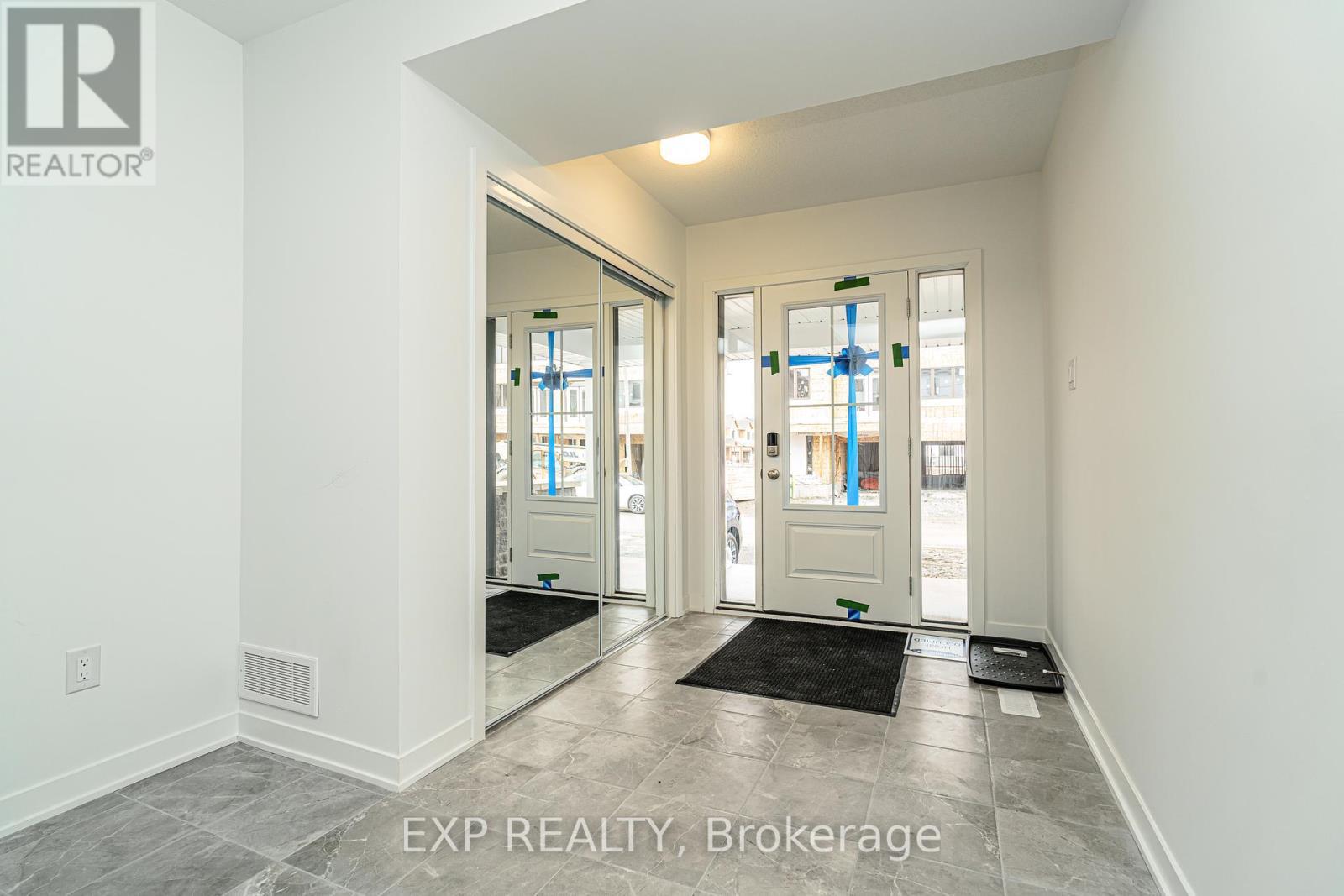 Property Photo: 51 Stitch Mews ON K0A 2Z0