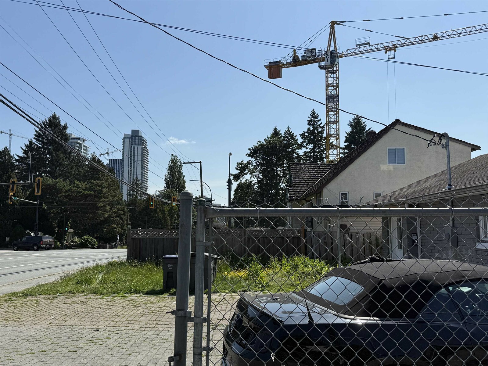 Property Photo: 13370 96 BC V3V 1Y4