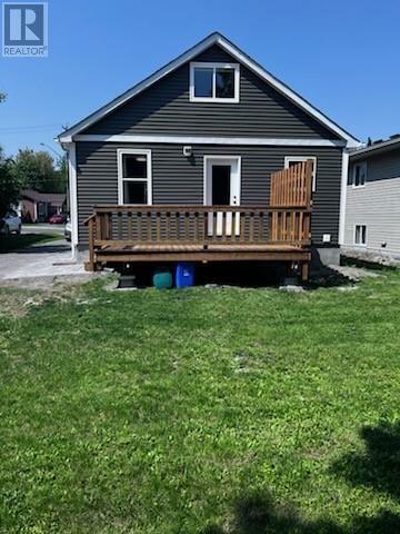 Photo de la propriété: 13 Walford Road ON P3E 2H2