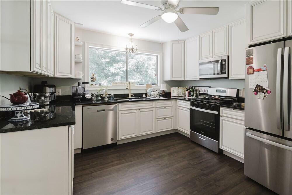 Property Photo: 338 Pontevedra Lane FL 32578
