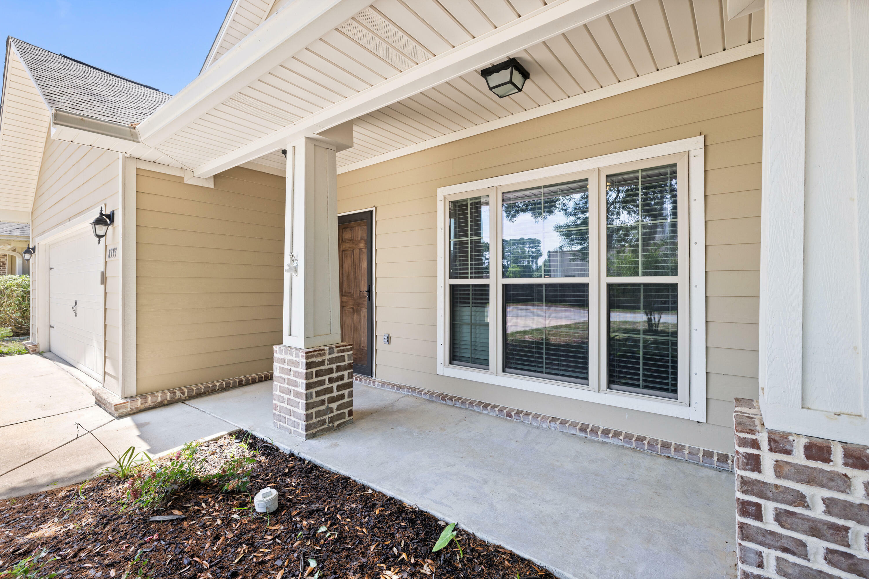 Property Photo: 8393 New Orleans Court FL 32566