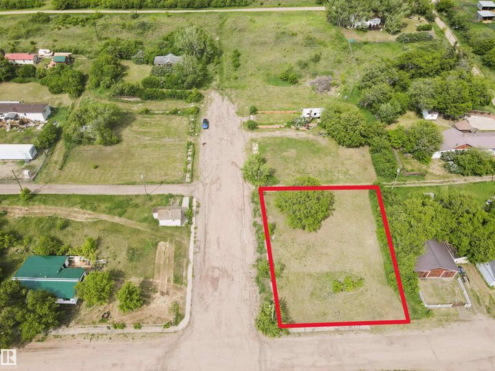 #116 4231 Twp Rd 553 — photo 1