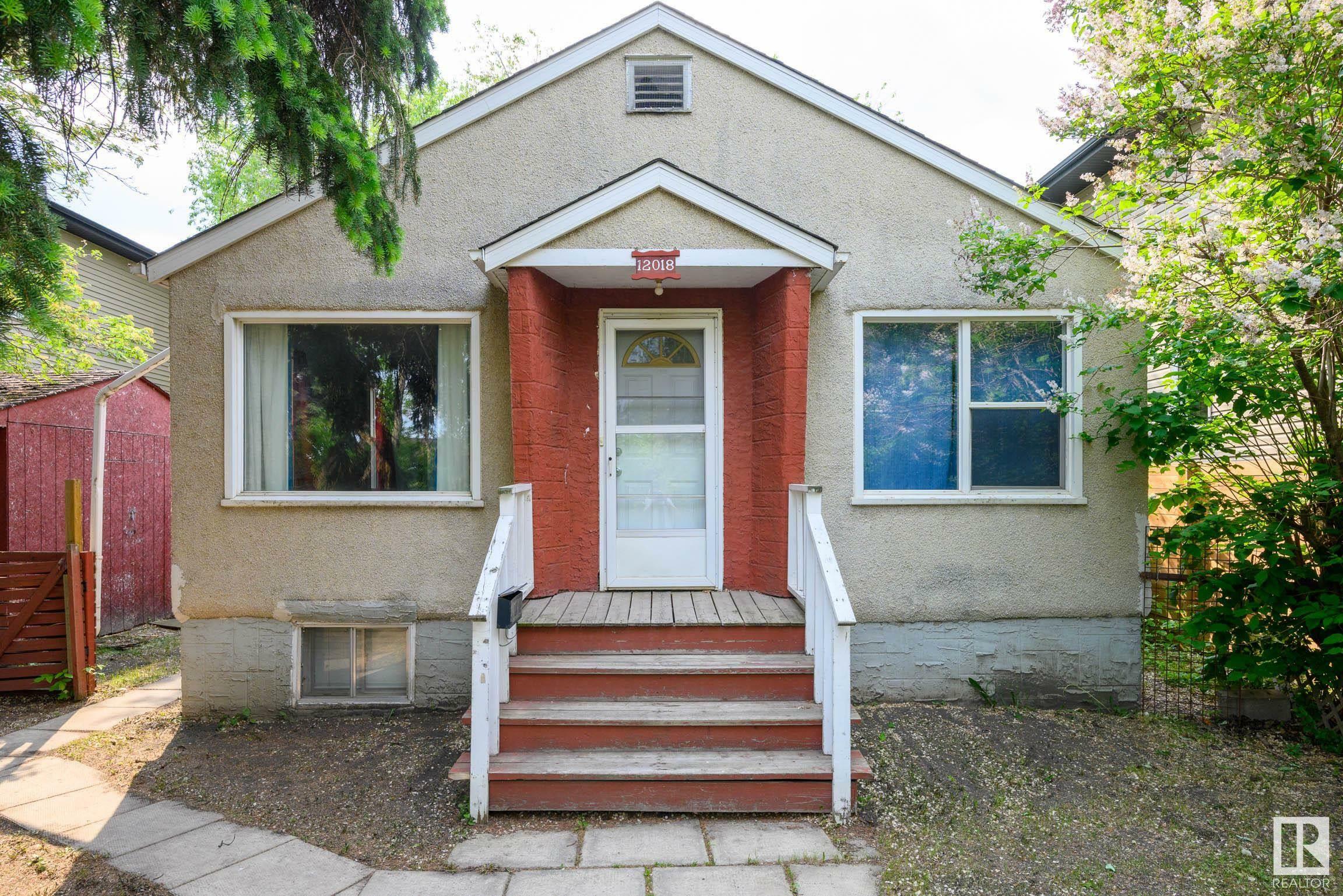 Property Photo:  12018 122 Street NW  AB T5L 0C6 