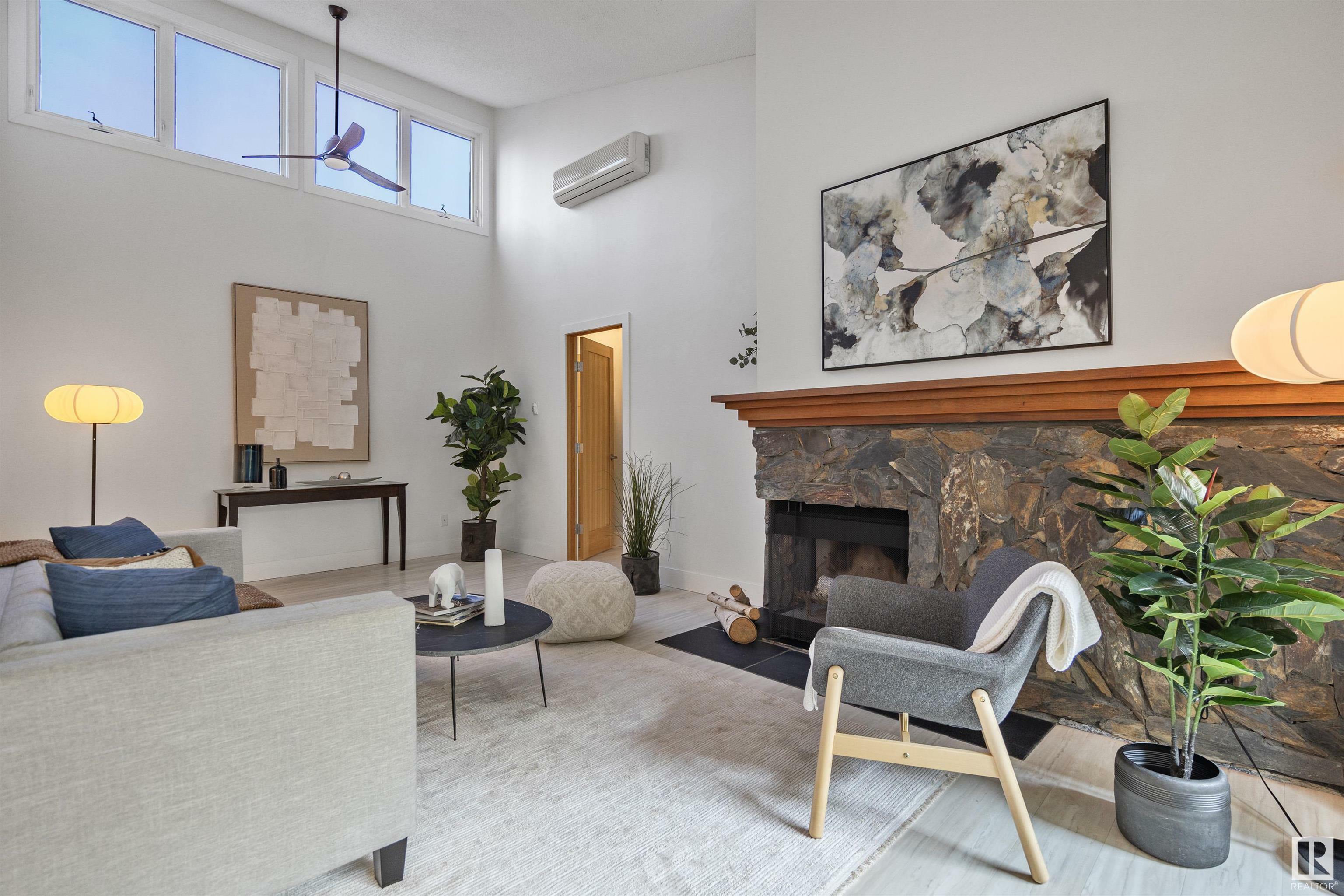 Property Photo: 10160 119 Street NW 40 AB T5K 1Y9