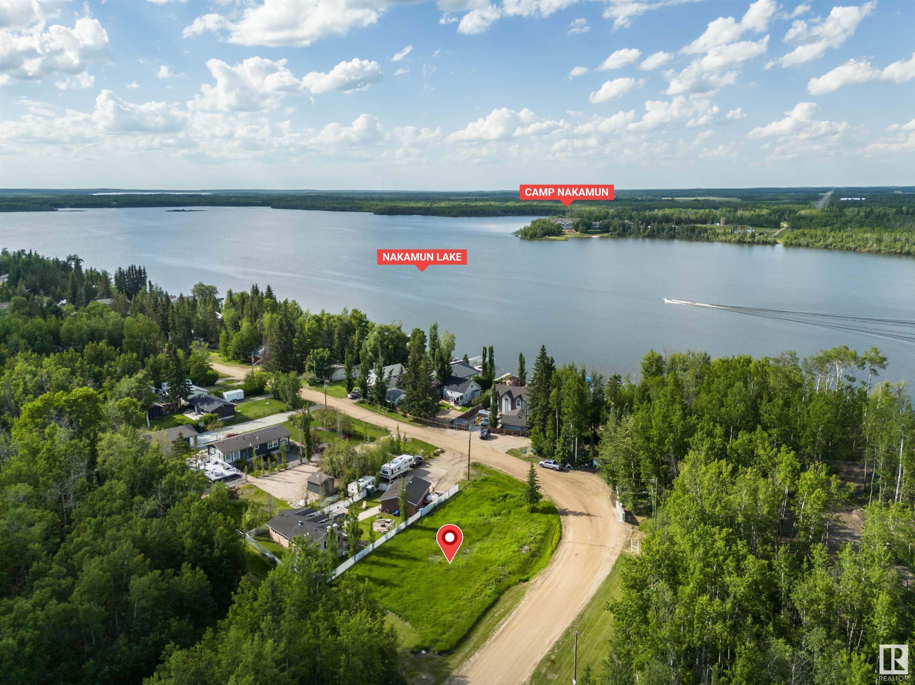 Property Photo: 5595 Nakamun AB T0E 1V0