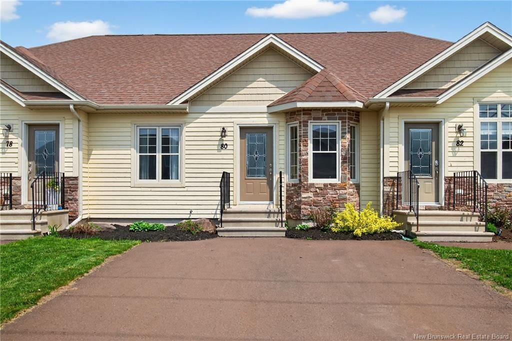 Property Photo: 80 Lakeburn Avenue 102 NB E1A 0Y7