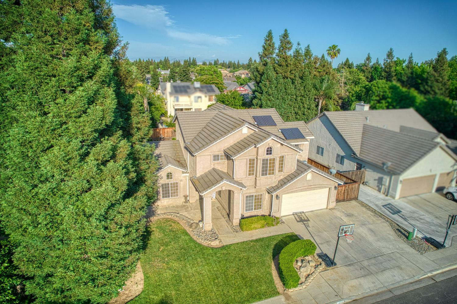 Property Photo:  1039 N Burgan Avenue  CA 93611 