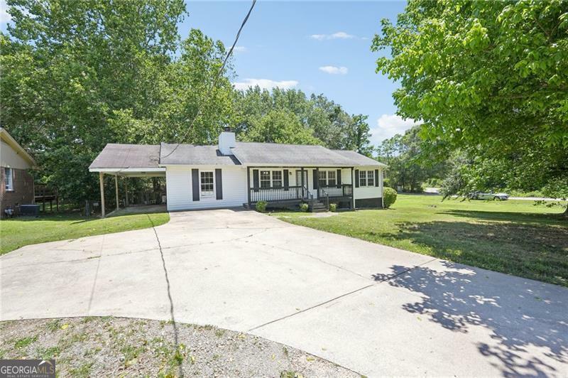 Property Photo: 3388 Hamilton Mill Road GA 30519