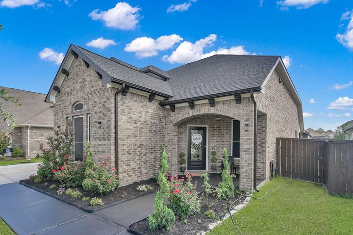 Property Photo:  20142 Bushwick Falls Drive  TX 77316 