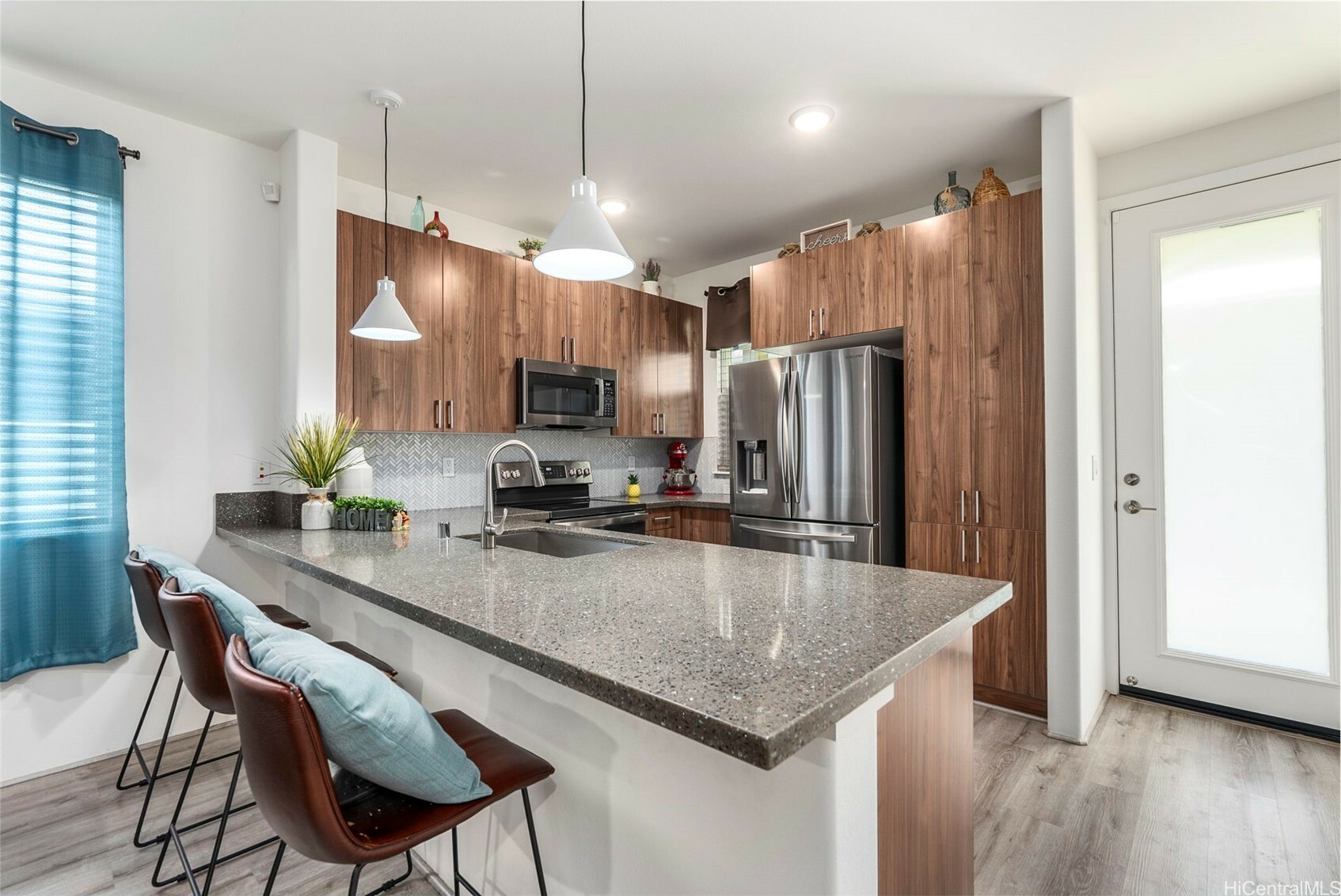 Property Photo:  94-1251 Hale Halawai Drive 6  HI 96797 