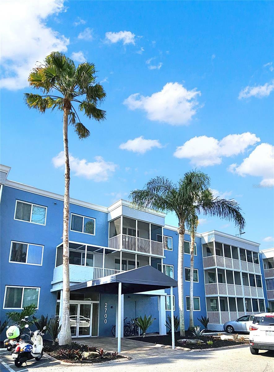2700 Coconut Bay Lane 419  Sarasota FL 34237 photo