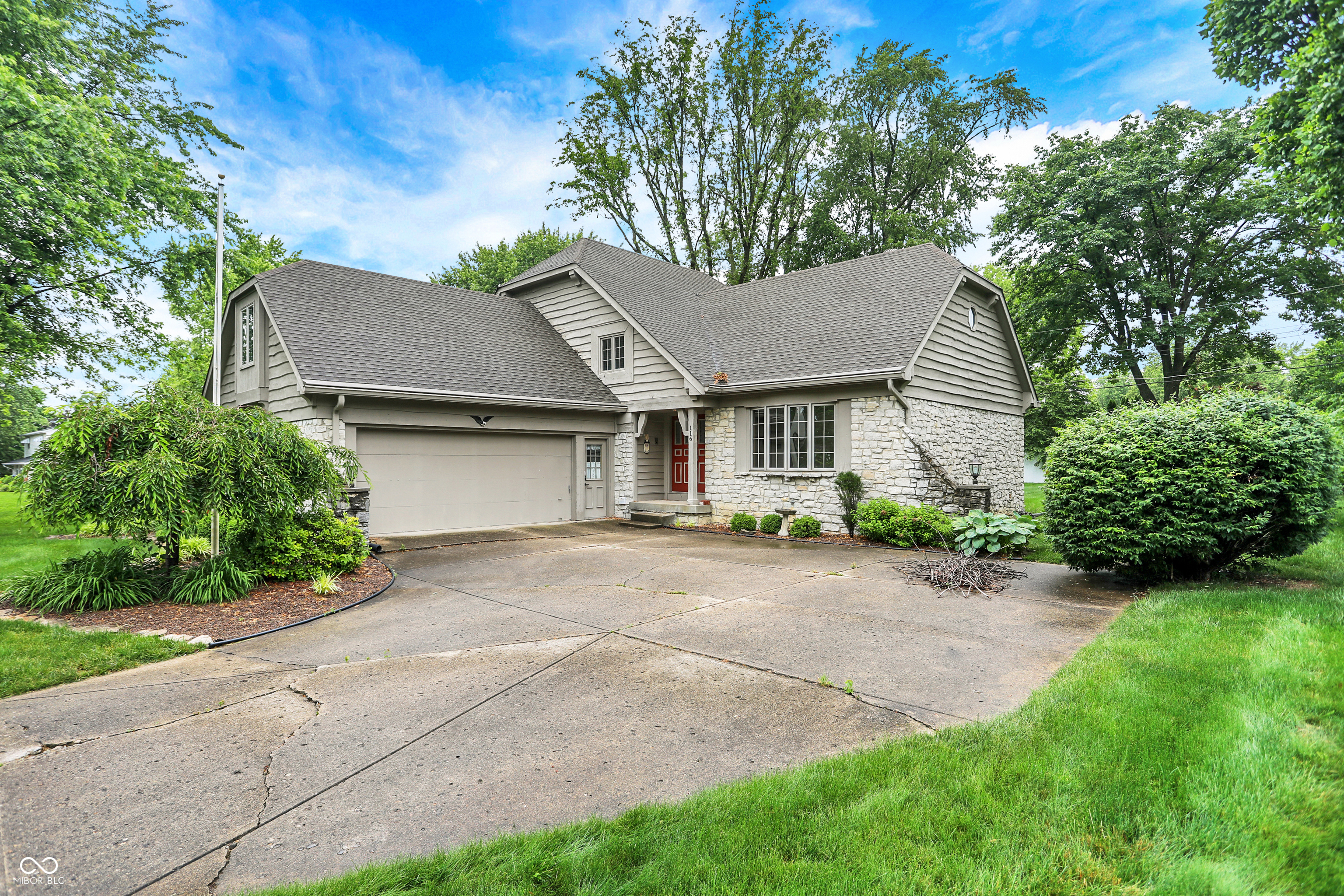 116 Bennington Road  Indianapolis IN 46227 photo