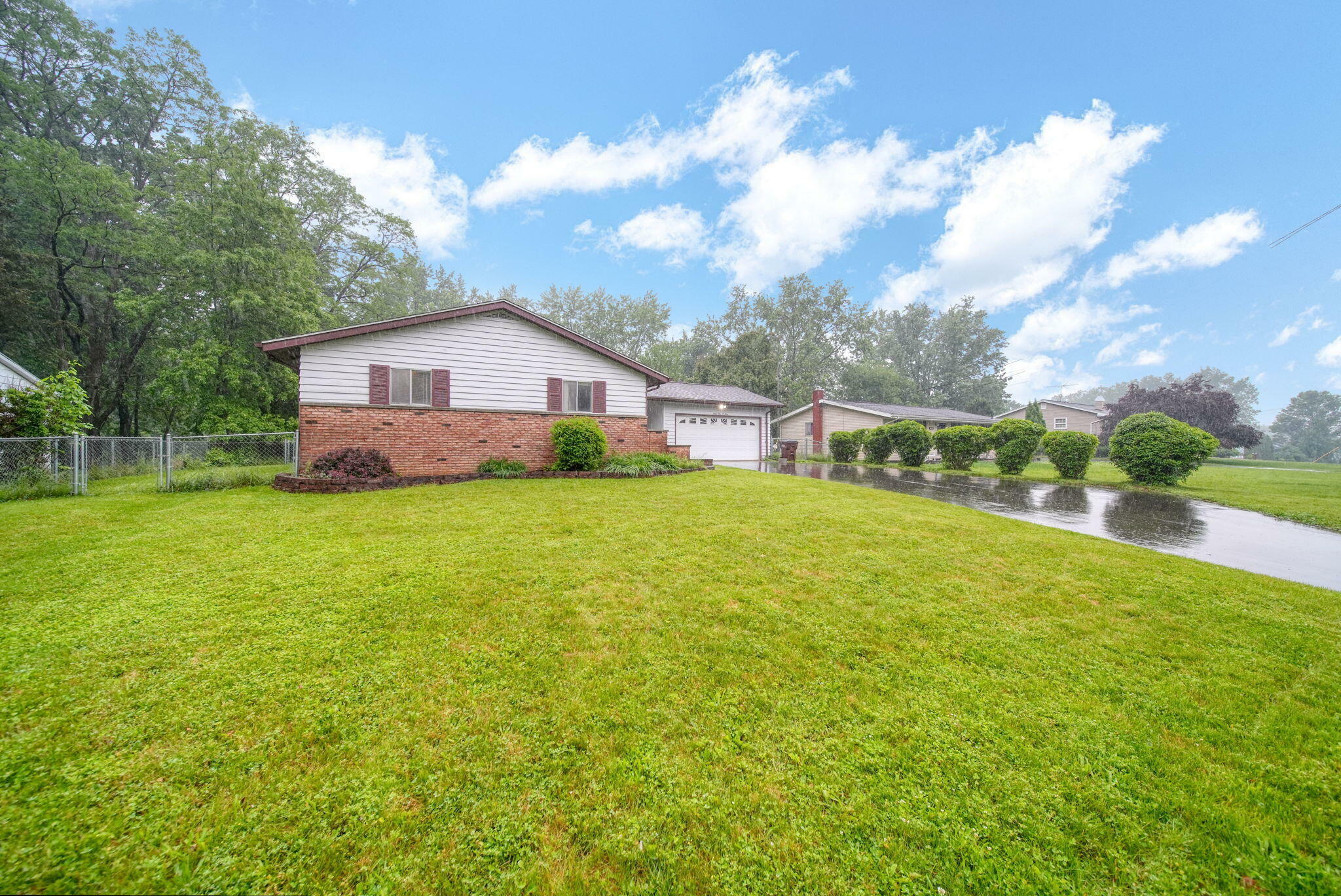 Property Photo: 4109 Spring Arbor Road MI 49201