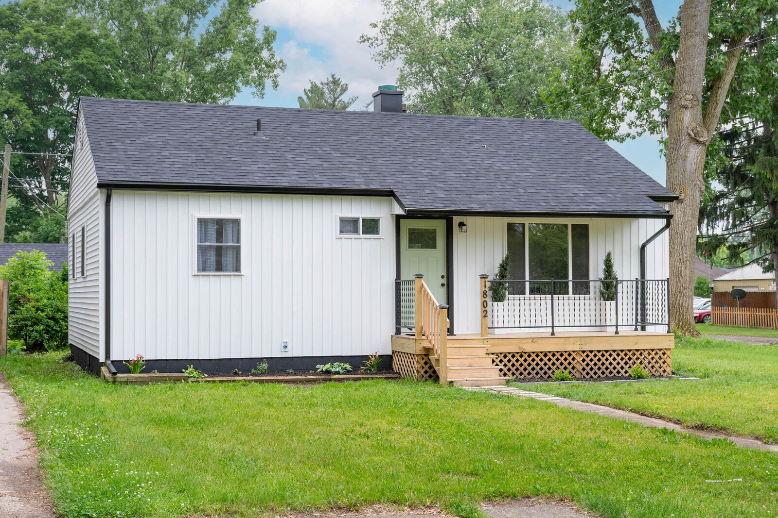 Property Photo:  1802 Ferry Street  MI 49120 