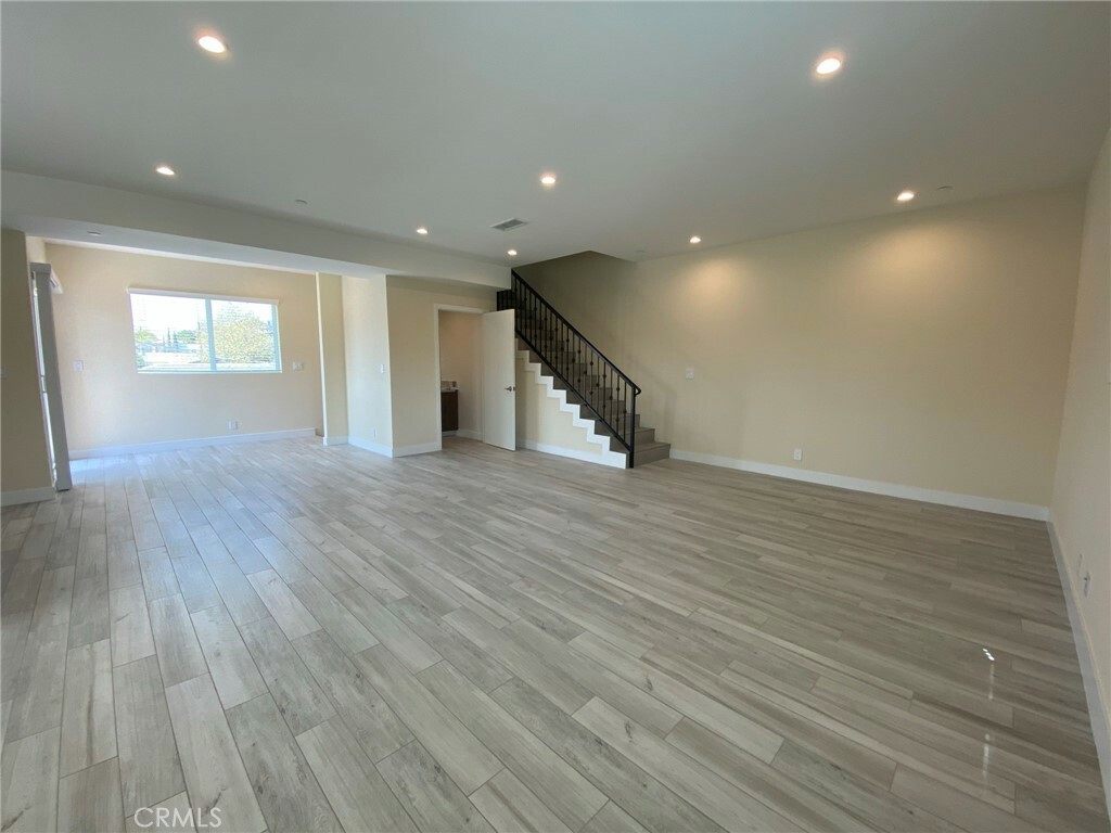 Property Photo: 3042 Atwater Avenue 1 CA 90039
